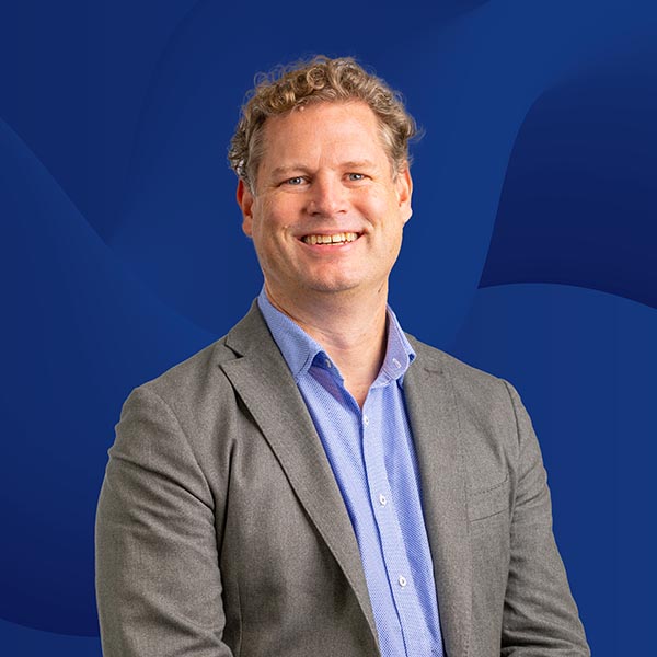 Ben Scown Headshot Photo